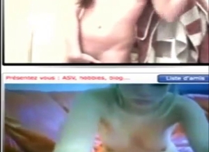 Zoophile webcam girl gets to get off to zoo porn